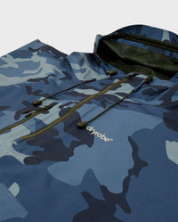 Close up of zip on Blue Camo dryrobe® Waterproof Poncho 