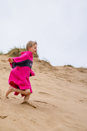 Kids towel dryrobe in pink