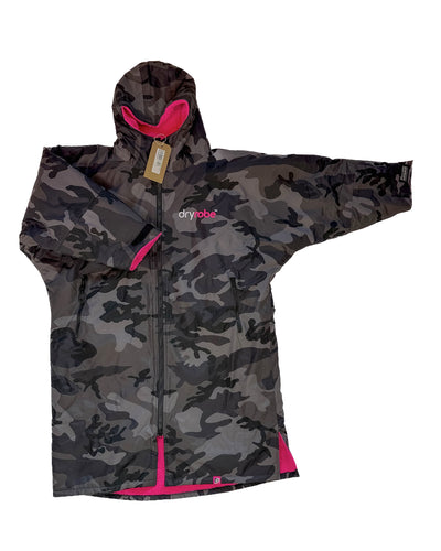 Resale - Black Camo Pink Advance Changing Robe S