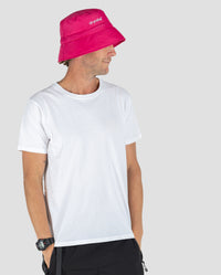 Man wearing dryrobe Fleece Lined Bucket Hat in Pink