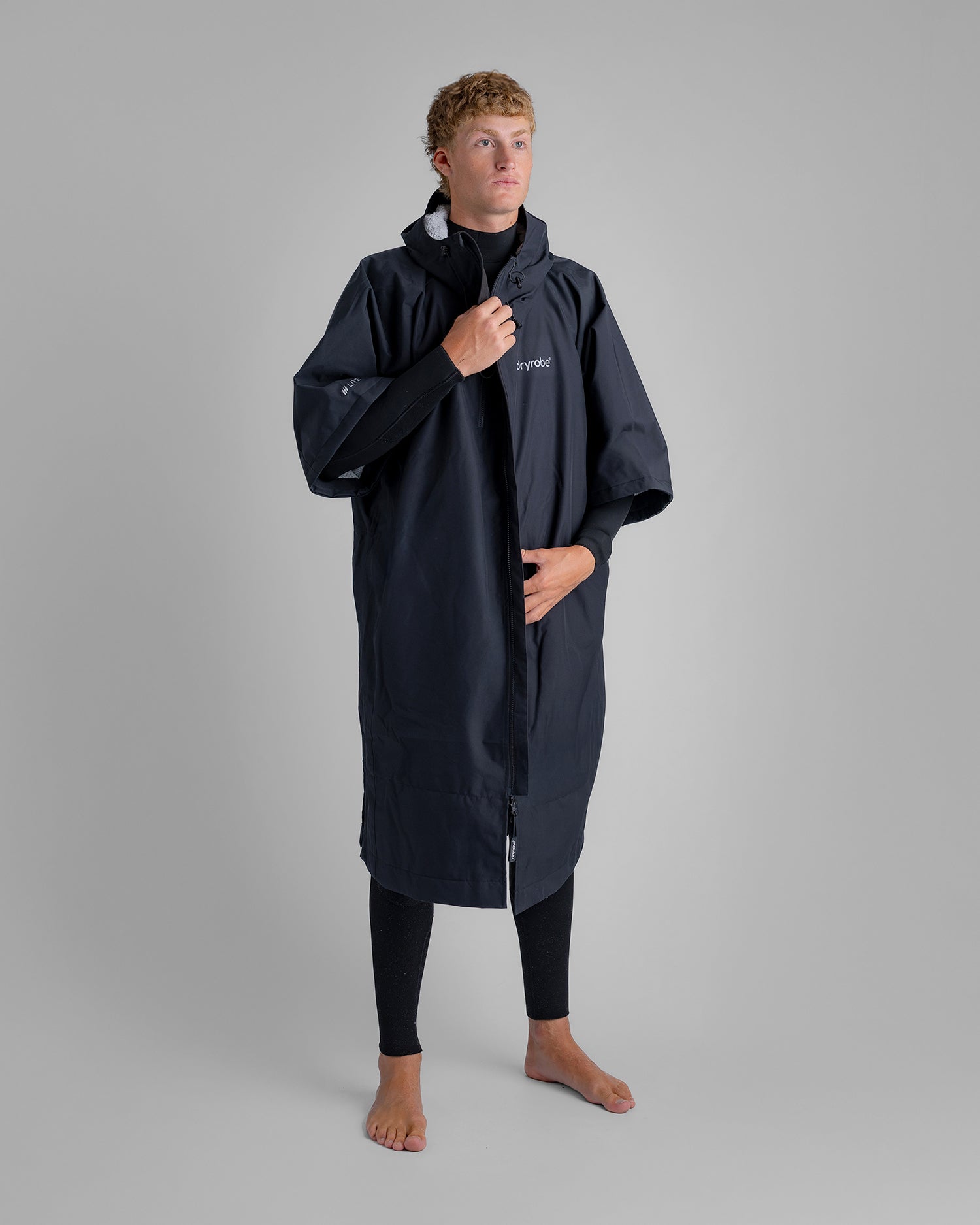 Nike Tech Robe Black Tech-Lite Changing Robe | Dryrobe®