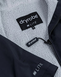 *MALE* detail studio shot of Tech-Lite Dryrobe®