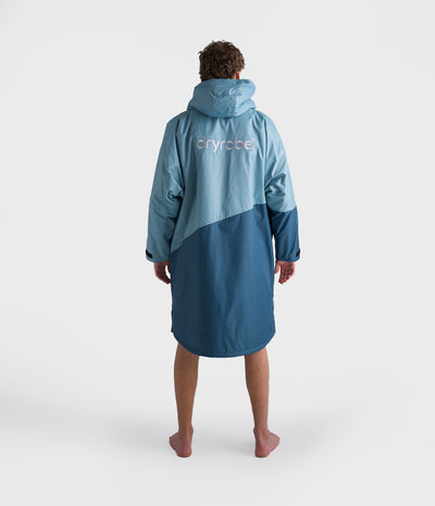 *MALE* Person wearing a blue and gray Dryrobe garment on a white background