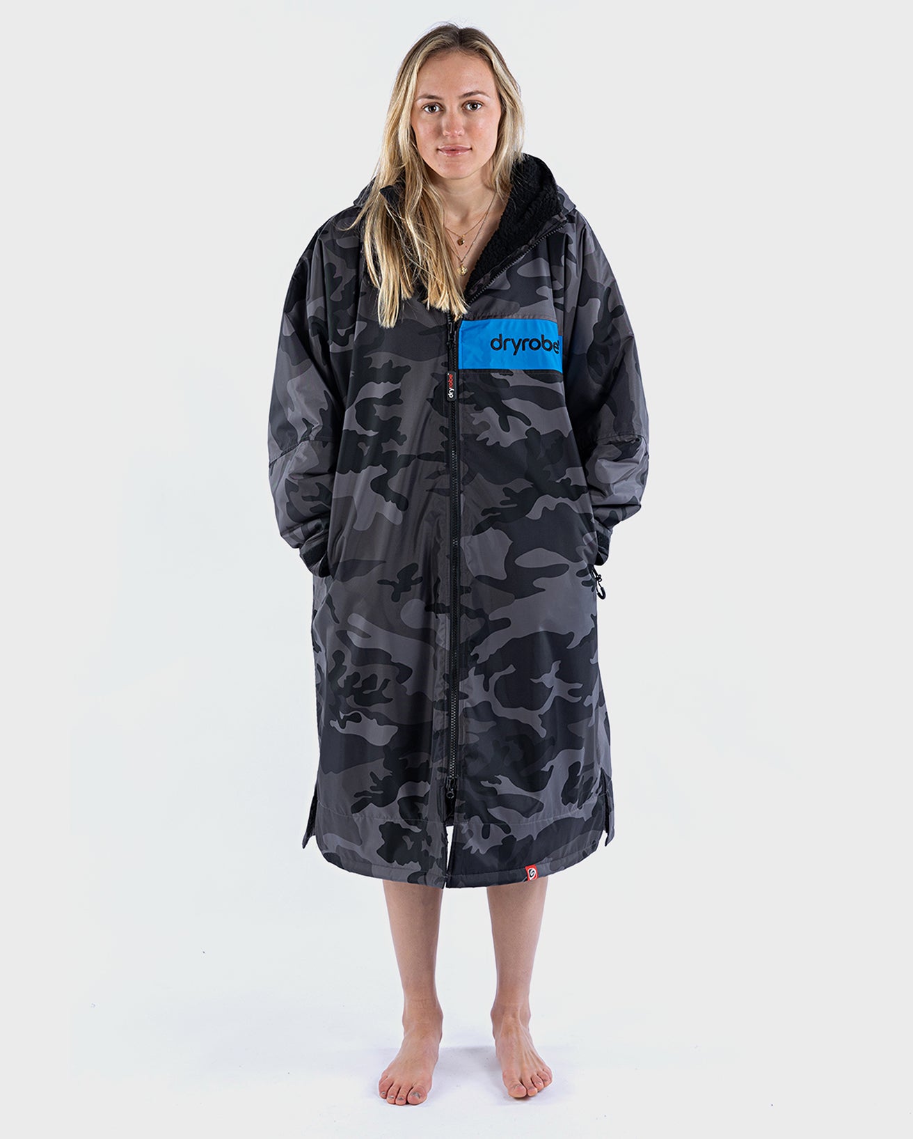 Bench Camo Robe REWORK - Black Camo Blue Advance Change Robe – Dryrobe®