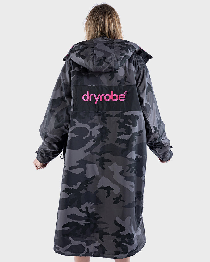 REWORK - Black Camo Pink Advance Change Robe – Dryrobe®