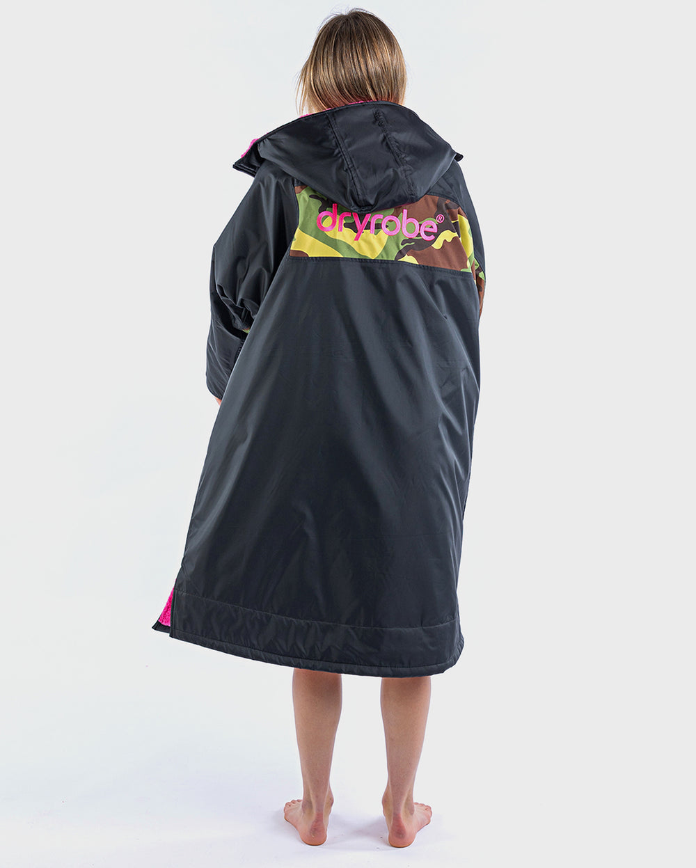 Fanrobe Dry Robe Black Pink Camo Long Sleeve Advance Changing Robe - REWORK | Dryrobe®