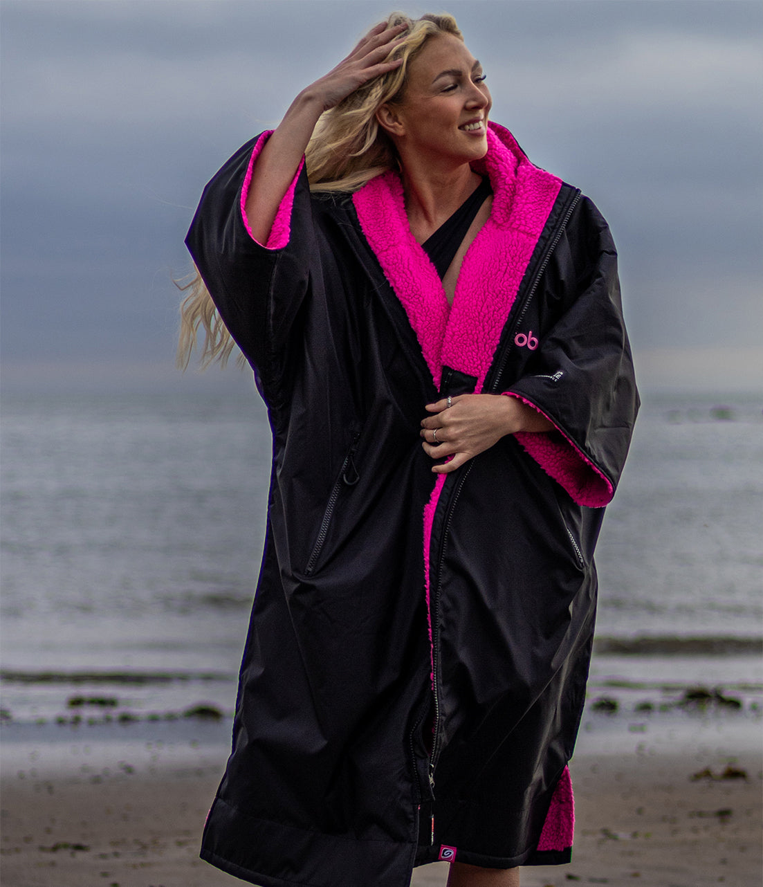 Short Sleeve Changing Robes - dryrobe® Advance