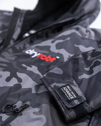*MALE* Close up of end of sleeve on Black Camo dryrobe® Advance Long Sleeve