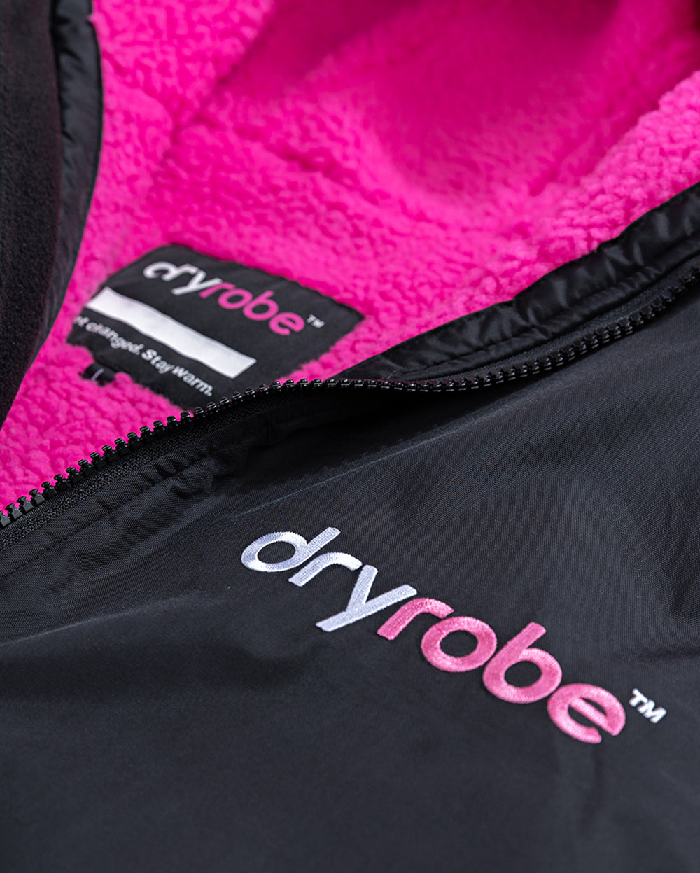 dryrobe® Advance Long Sleeve Changing Robe Black/Pink