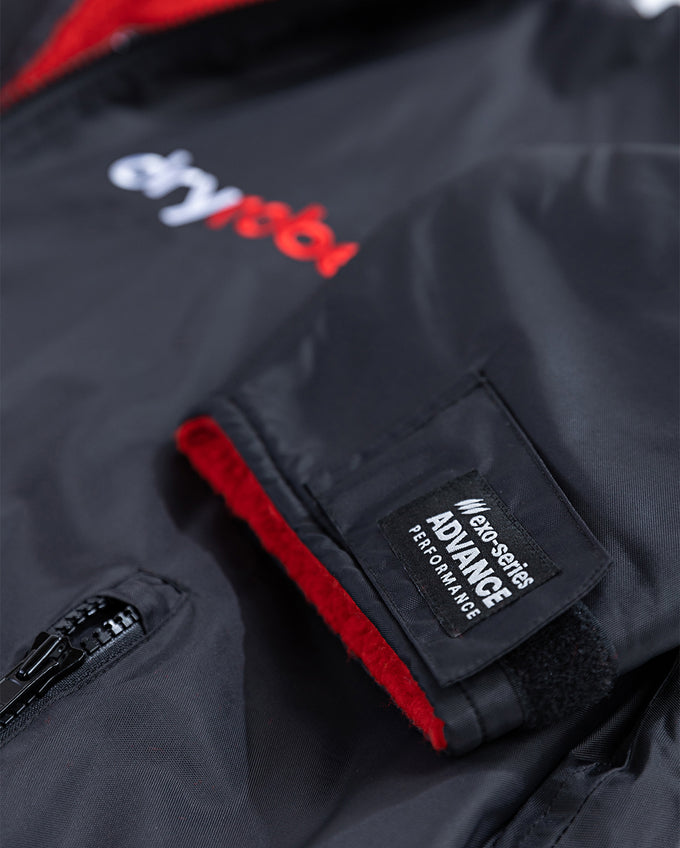 dryrobe® Advance Long Sleeve Changing Robe - Black/Red