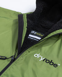 *MALE* Close up of zip on Forest Green dryrobe® Advance Long Sleeve