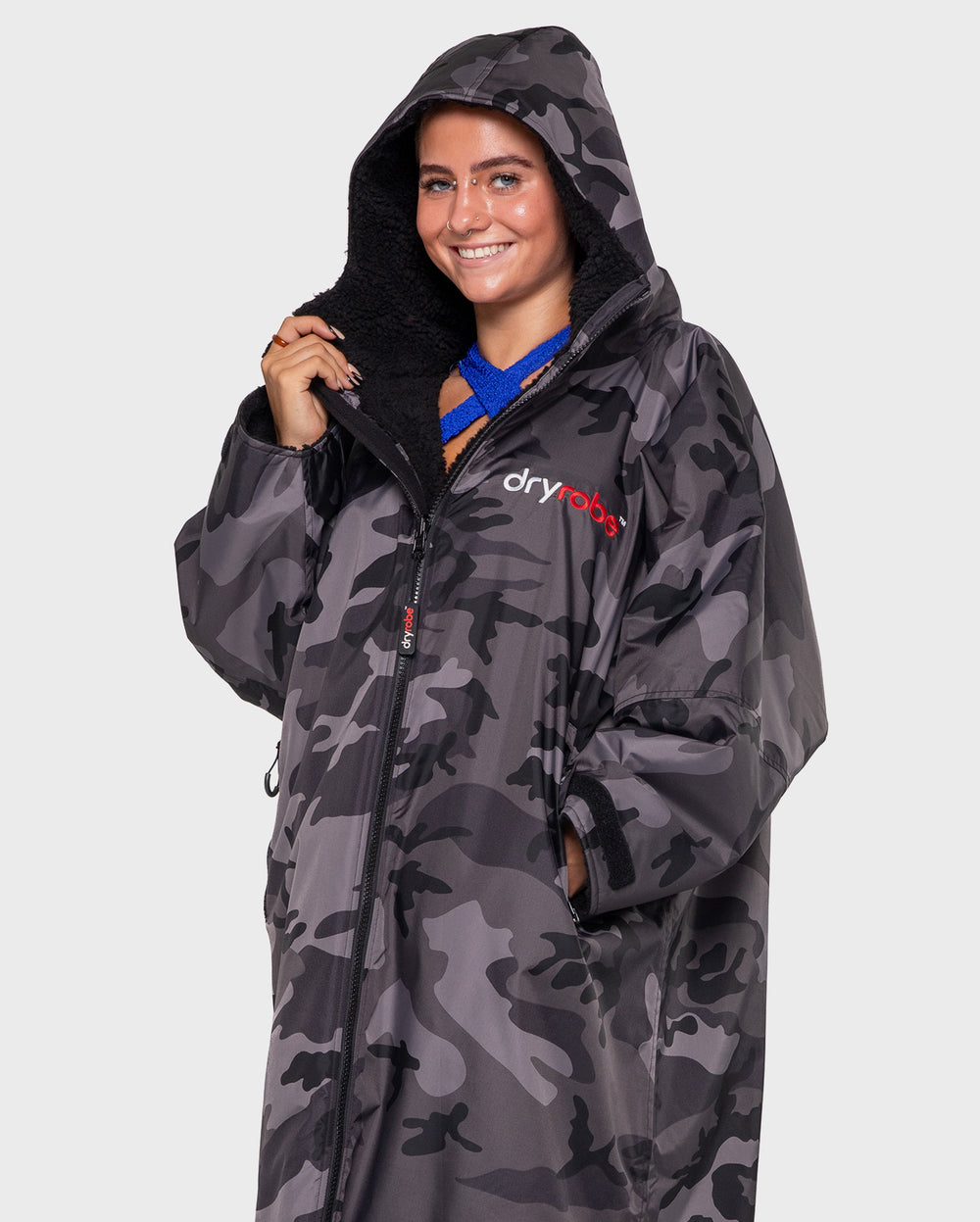dryrobe® Advance Long Sleeve Changing Robe - Camo/Black
