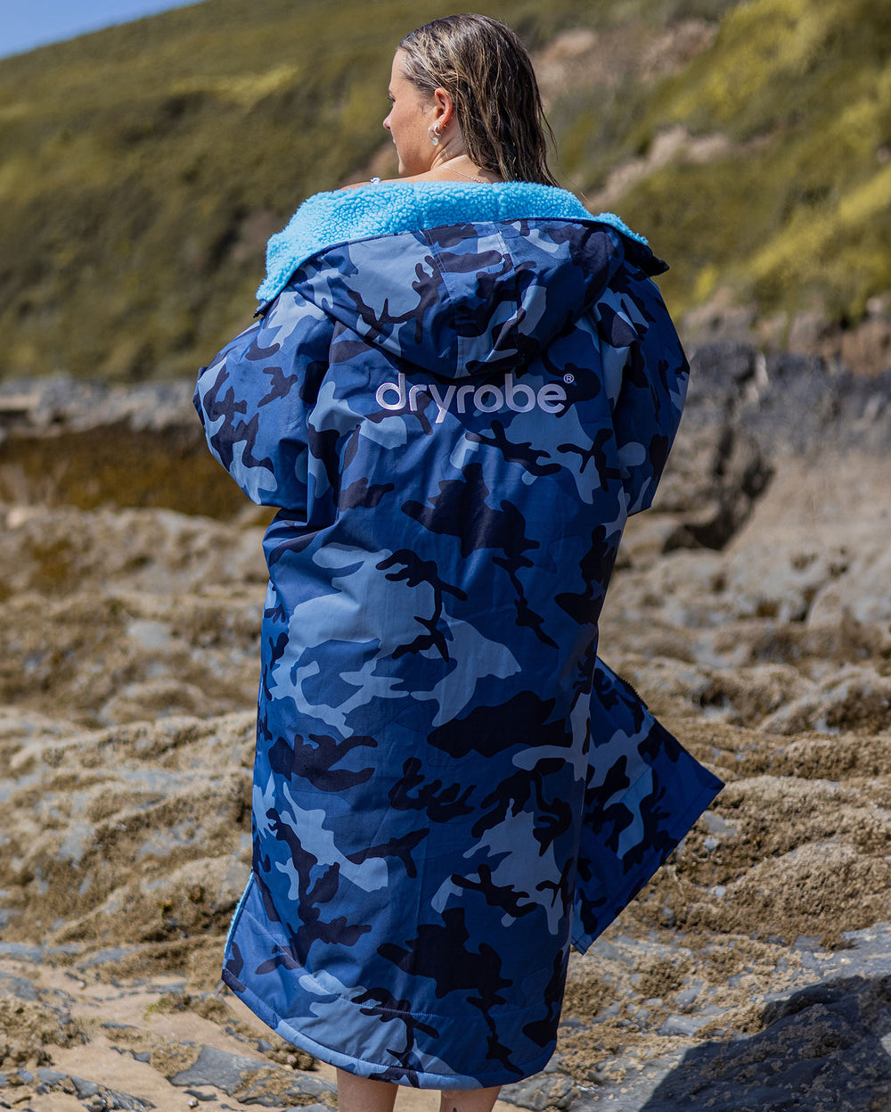 dryrobe® Advance Long Sleeve Changing Robe - Blue Camo | Blue