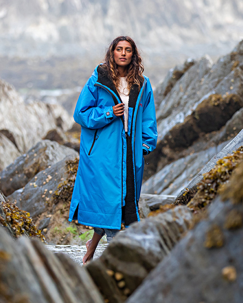 Cobalt Blue Black Long Sleeve Advance Changing Robe | Dryrobe®