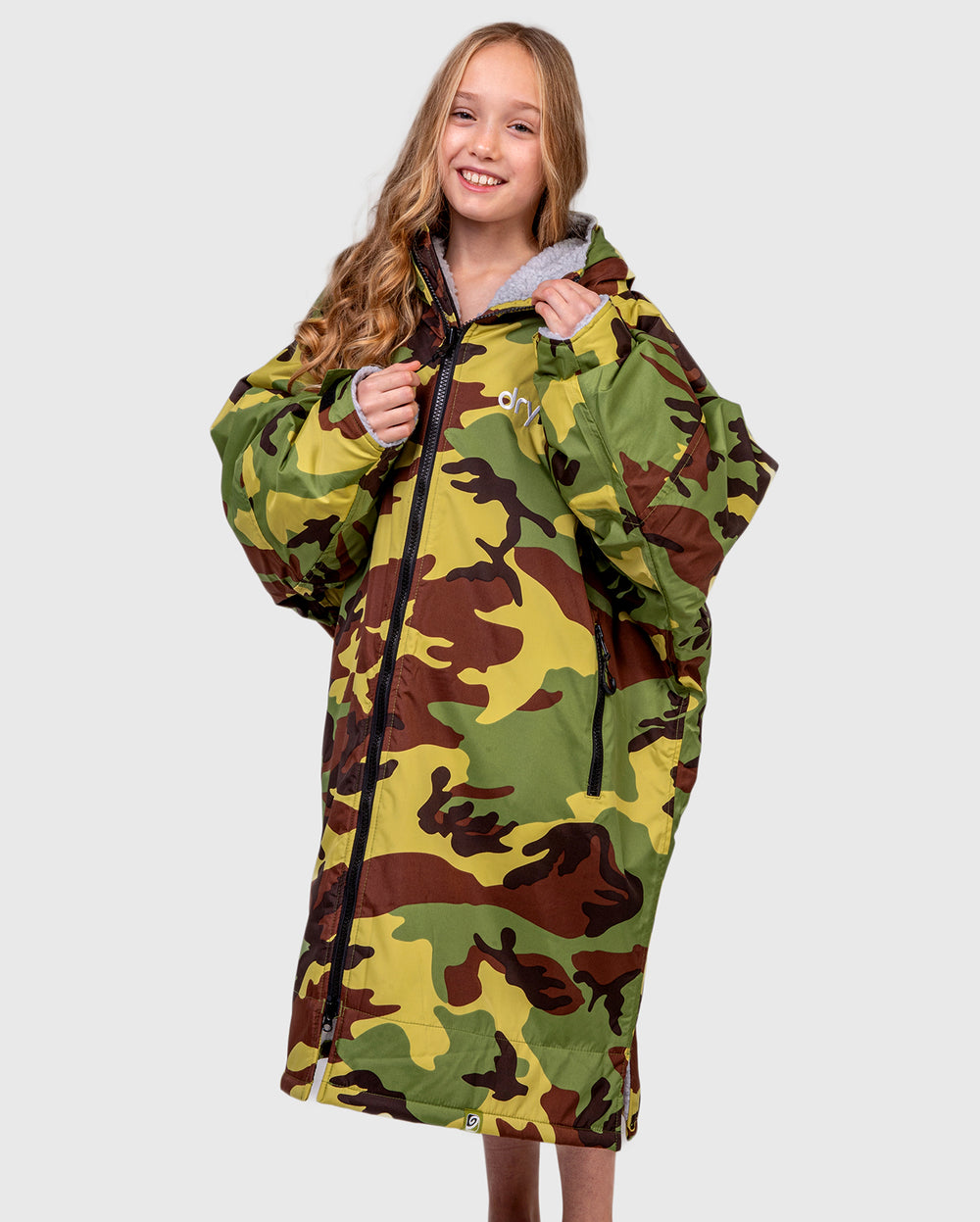 Grey Kids Robe Camo Grey Long Sleeve Kids Advance Changing Robe | Dryrobe®