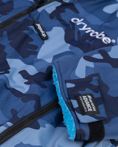 Close up of end of sleeve on dryrobe Advance Long Sleeve Changing robe in Blue Camo Blue 