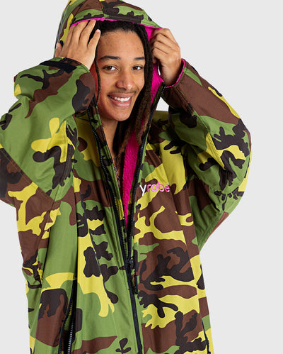 *MALE* wearing Camo Pink dryrobe¬Æ Advance Long Sleeve with the hood up