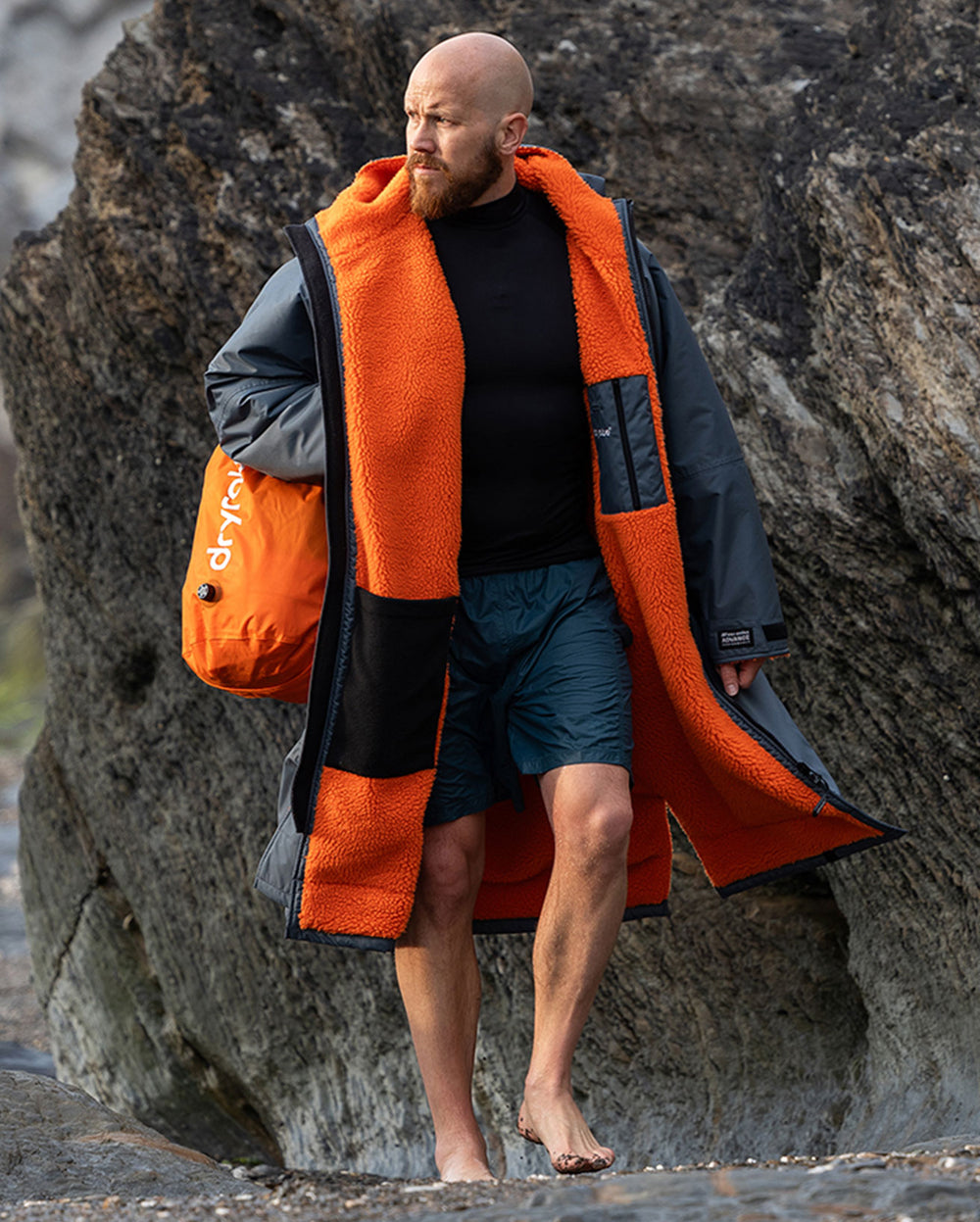 Fanrobe Dry Robe dryrobe® Advance Long Sleeve Changing Robe - Dark Grey | Orange